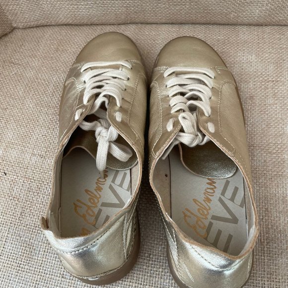Sam  Edelman Reve Women's Jayme genuine leather Sneaker Gold Size 7.5 - Picture 4 of 5